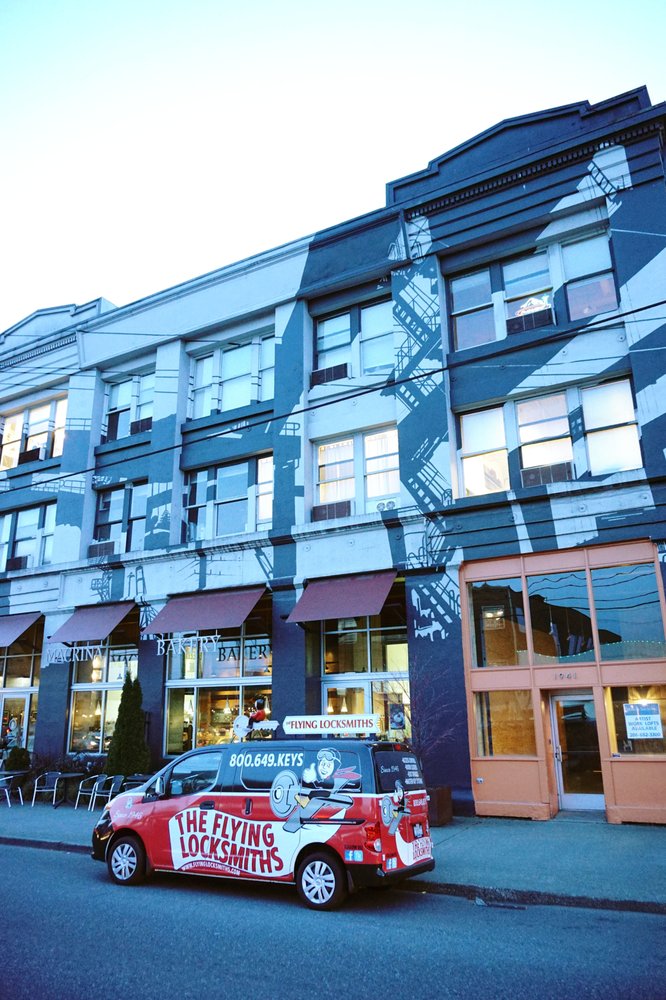 THE FLYING LOCKSMITHS Updated September 2024 309 S Cloverdale St