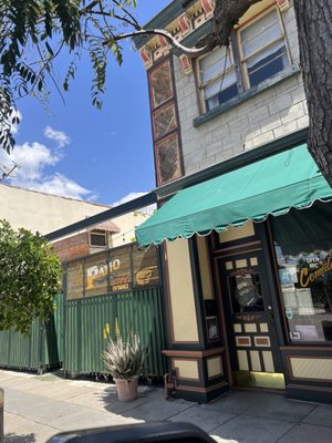 Cahuenga General Store by null