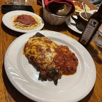 Lanza's Restaurant - Chicken Parmesan - Italian Near Me - Kings Beach, California