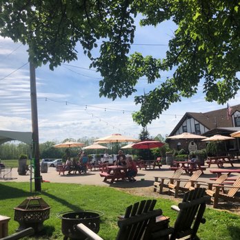 Valley Vineyards - Outdoor space is really nice. Concert going on here. Artist is Greg Grayson and plays a mean guitar. - Wineries Near Me - Morrow, Ohio Valley Vineyards - Outdoor space is really nice. Concert going on here. Artist is Greg Grayson and plays a mean guitar. - Wineries Near Me - Morrow, Ohio