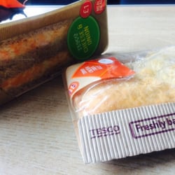 Tesco - Sandwich and pie