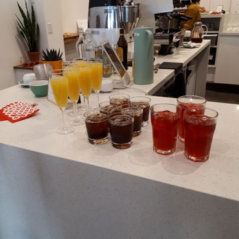 Morning Parade Coffee Bar - Coffee & Tea Near Me - Toronto, Ontario