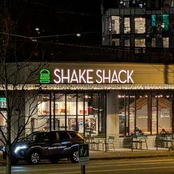 Shake Shack South Lake Union - Storefront