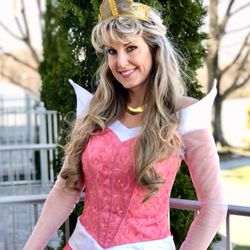 The Princess Performer - A visit from her favorite princess is more than once upon a dream. Make it a reality with ThePrincessPerformer.com!
