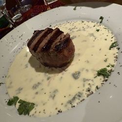 Don Camillo - Rinderfilet mit Gorgonzolasauce