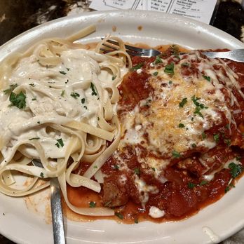 RigaTony's Authentic Italian - Meat Lasagna with Alfredo Pasta - Italian Near Me - Tempe, Arizona