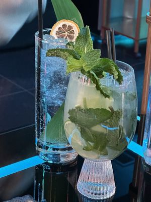 ZUI Beer Bar by null