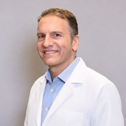 Aivazian Aram, DDS - Dr. Aram Aivazian