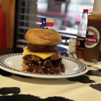 Pit-Master Bar-B-Que - Barbeque Near Me - The Woodlands, Texas