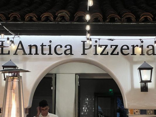 L'Antica Pizzeria da Michele Taverna and Cafe by null