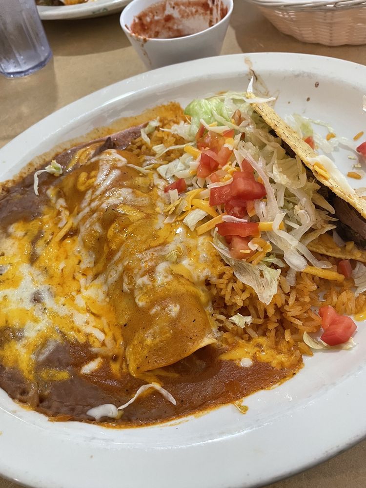 El Compadre Restaurant