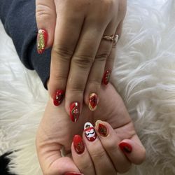 D Nails