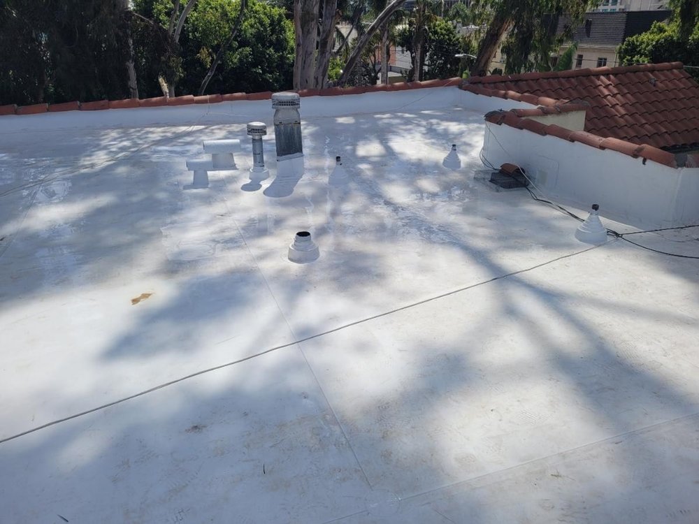 Slide of Mr Roofing Specialist