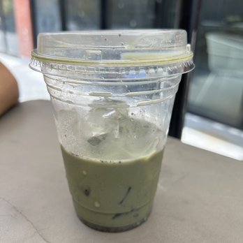 Virtu Coffee - Blueberry Matcha Latte - Cafes Near Me - Los Angeles, California Virtu Coffee - Blueberry Matcha Latte - Cafes Near Me - Los Angeles, California