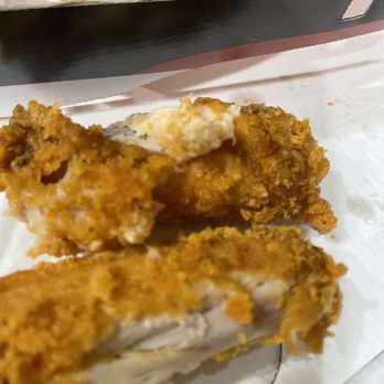 bb.q Chicken Walnut - Chicken Wings Near Me - Walnut, California