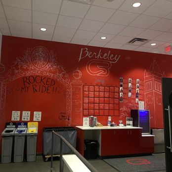 CYCLEBAR - Locker room - Cycling Classes Near Me - Berkeley, California