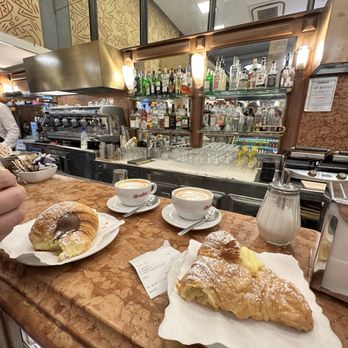 Pasticceria Dagnino - Cappuccini e cornetti 11/15/2024 - Desserts Near Me - Rome, RM Pasticceria Dagnino - Cappuccini e cornetti 11/15/2024 - Desserts Near Me - Rome, RM