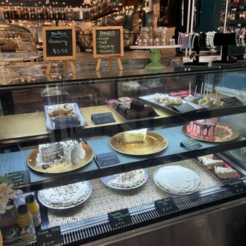 Brew - Bakers Cafe - Bakeries Near Me - Fleming Island, Florida