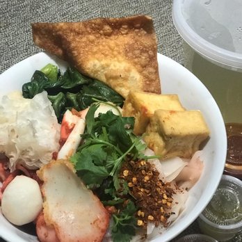 Yai's On Vermont - Yen Ta Fo Noodle. Seafood noodle soup. - Thai Near Me - Los Angeles, California