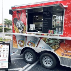Crazy Bubble Waffle - Crazy Bubble Waffle Food truck