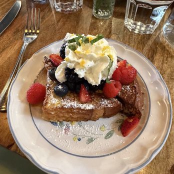 Loupiotte Kitchen - Brioche French Toast - French Near Me - Los Angeles, California