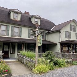 Dillweed Bed & Breakfast