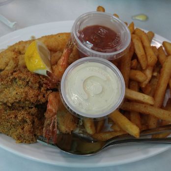 Crawfish Cafe - Seafood Near Me - Houston, Texas