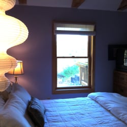 Woodstock Sunset Cottage