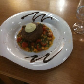 L'Atelier Des Chefs - Beef and avocado butter served with mango and vegetables - Cooking Schools Near Me - Toulouse, 31