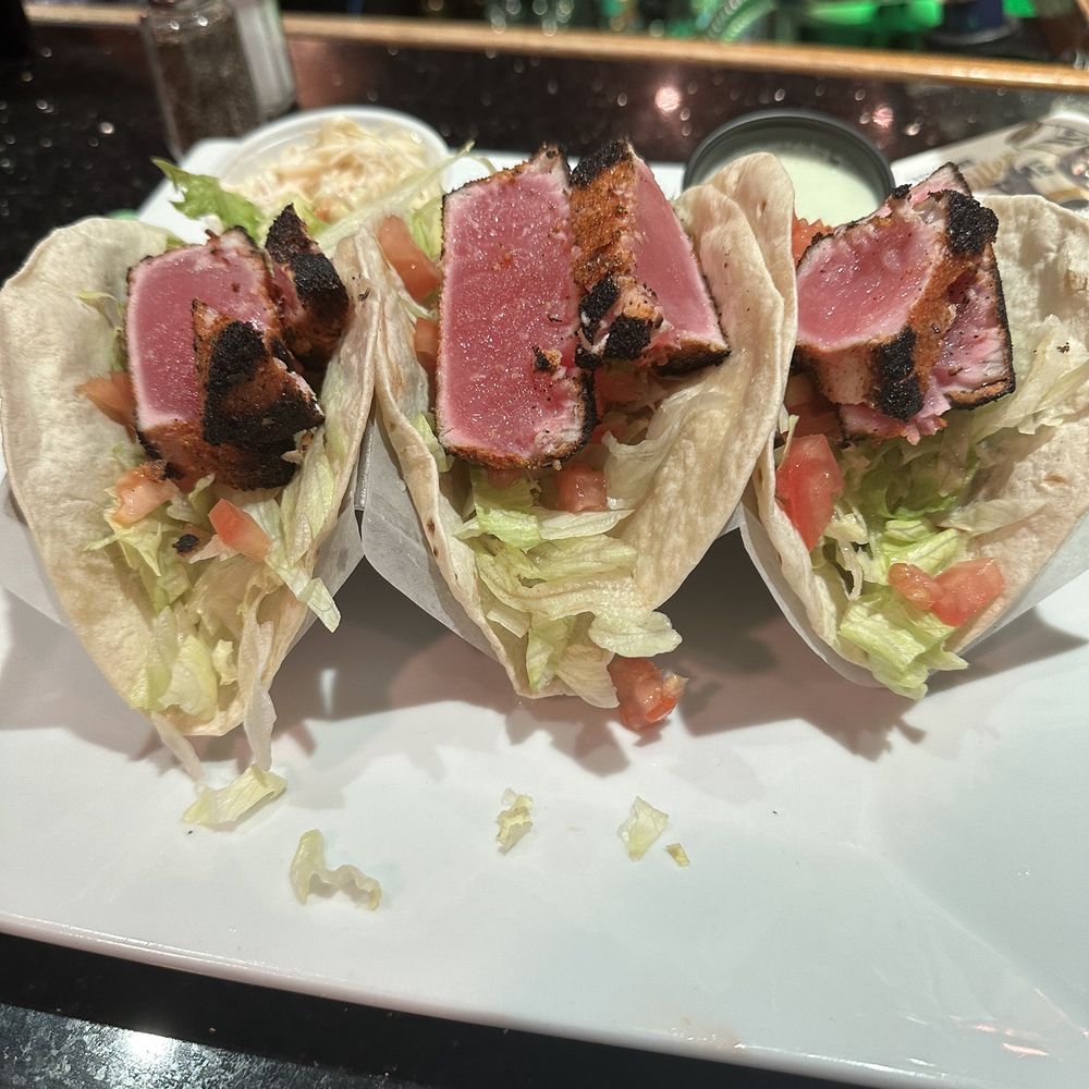 Ahi tuna tacos Ahi tuna tacos
