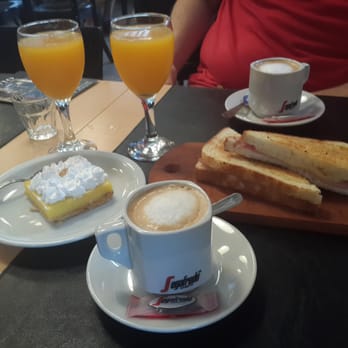 Santo - Una merienda porteña y una merienda bakery. - Pizza Near Me - Buenos Aires, C