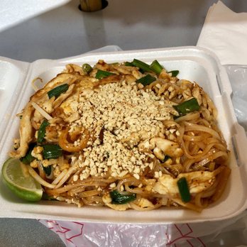 Liang's Thai Food - Chicken Pad Thai - Thai Near Me - Denver, Colorado