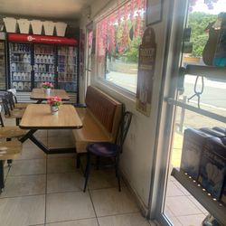 Panaderia Mashal - Seating