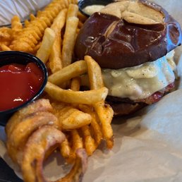 Old Crow Burger