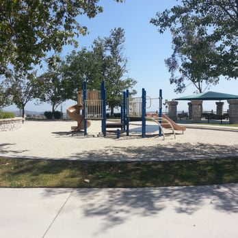 Borrego Canyon Overlook Park - Parks Near Me - Foothill Ranch, California