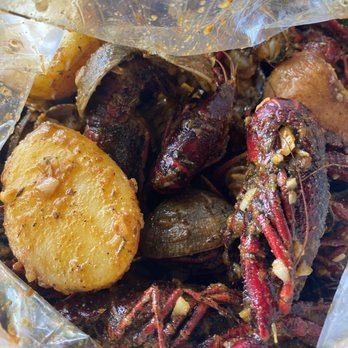 Cajun Crack'n - Seafood Near Me - Milpitas, California
