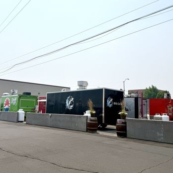 Wild Catch - In the same area are 5 different truth serving different menus - Food Trucks Near Me - Redmond, Oregon Wild Catch - In the same area are 5 different truth serving different menus - Food Trucks Near Me - Redmond, Oregon
