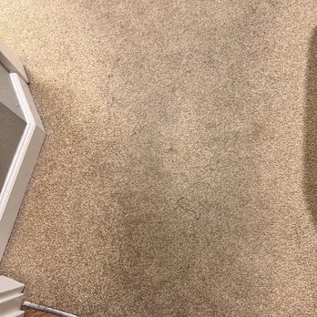 Rivertide Suites Hotel - Carpet filthy - Hotels Near Me - Seaside, Oregon