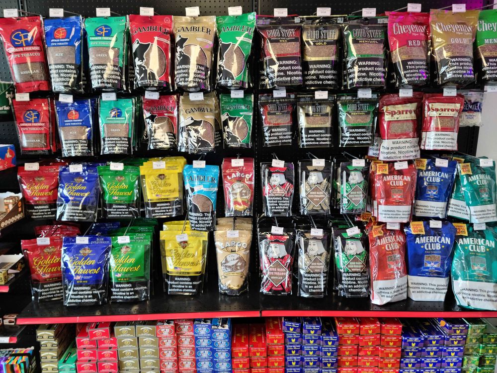 SMOKER FRIENDLY Updated September 2024 17 Photos 210 Risner St