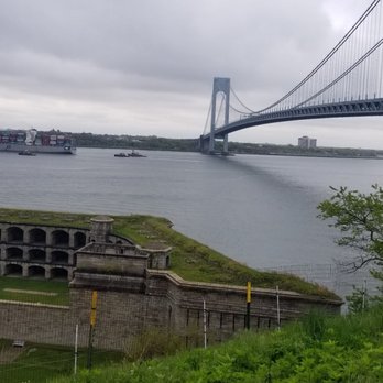 Fort Wadsworth - The bridge view - Parks Near Me - Staten Island, New York Fort Wadsworth - The bridge view - Parks Near Me - Staten Island, New York
