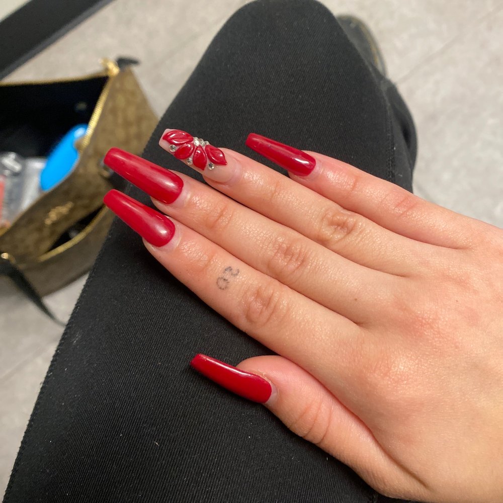 This is 2 weeks into this set and still beautiful!