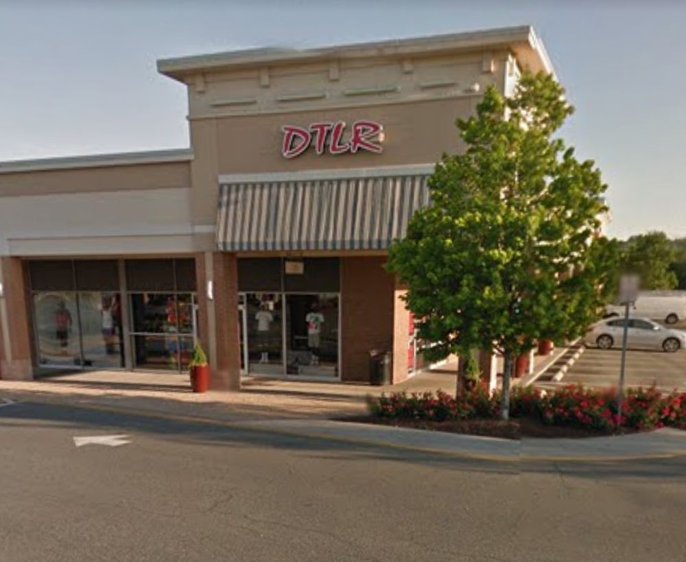 DTLR Updated September 2024 7652 Richmond Hwy, Alexandria, Virginia