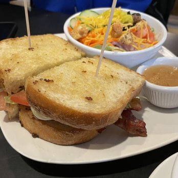 Heroes Cafe - BLT Sandwich - Burgers Near Me - Portland, Oregon Heroes Cafe - BLT Sandwich - Burgers Near Me - Portland, Oregon