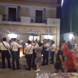 Pizzeria Ciro - La banda di San Pietro omaggia la Pizzeria Ciro con una magnifica esecuzione.