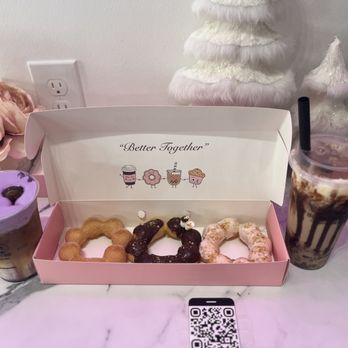 Bobo Bites - Ubearable and Tira-Miss-U Mochi rings - churros , s'mores, crème brûlée - Desserts Near Me - Arlington, Texas Bobo Bites - Ubearable and Tira-Miss-U Mochi rings - churros , s'mores, crème brûlée - Desserts Near Me - Arlington, Texas