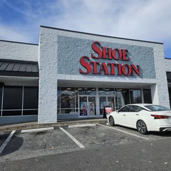 Shoe Station