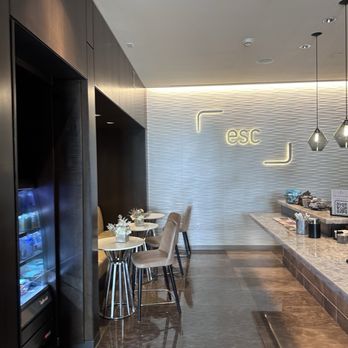 esc - Wine Bars Near Me - East Palo Alto, California