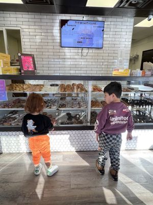 The Donut House by null