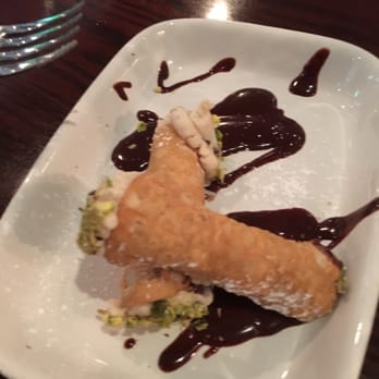 Carrabba's Italian Grill - Mini cannolis, dissapointing - Italian Near Me - Webster, Texas