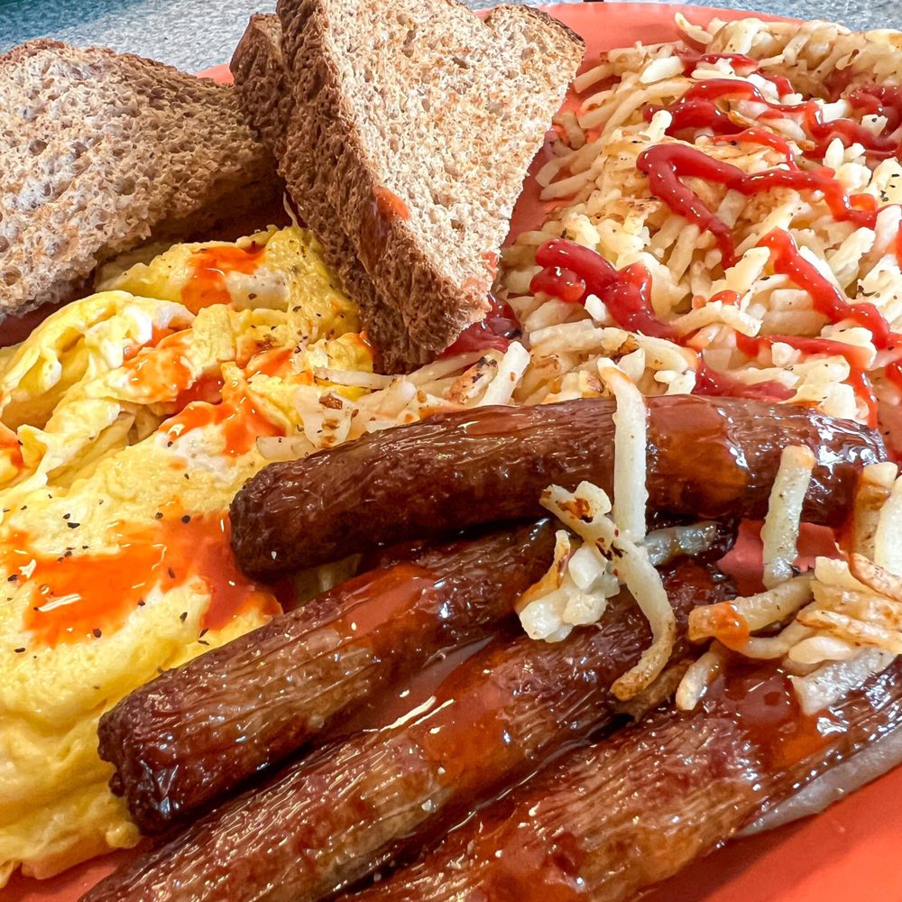 Carolina's Diner - Diners Near Me - Greensboro, North Carolina